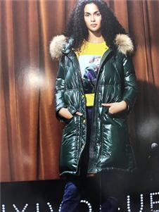 艾格伊品冬装新款羽绒服
