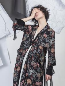 NIIJII设计师女装印花开衫