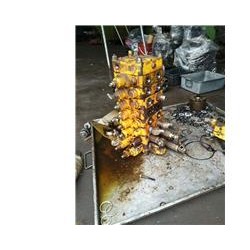 神钢挖掘机维修公司售后报修电话-北海市站点位置
